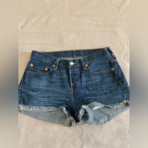 Levi Jean shorts size 26
